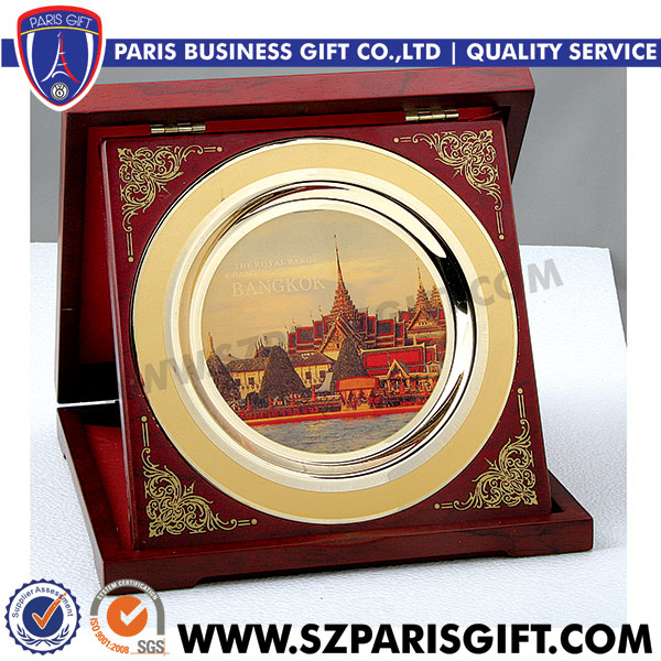 Commemorative Solid Wood And Metal Plate Souvenir